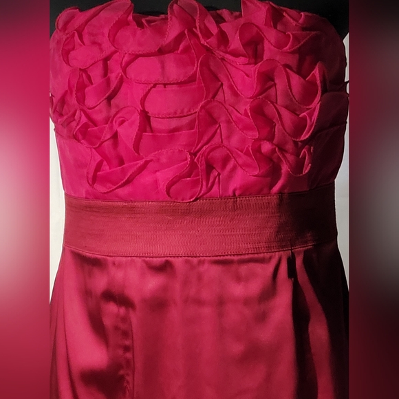 * PHOEBE COUTURE red strapless cocktail dress - Picture 2 of 6